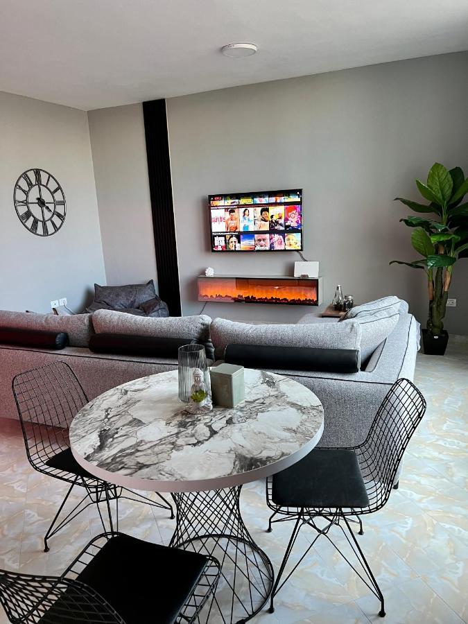 Lift @Vollga With Bbq And Patio Apartment Durres Exterior photo