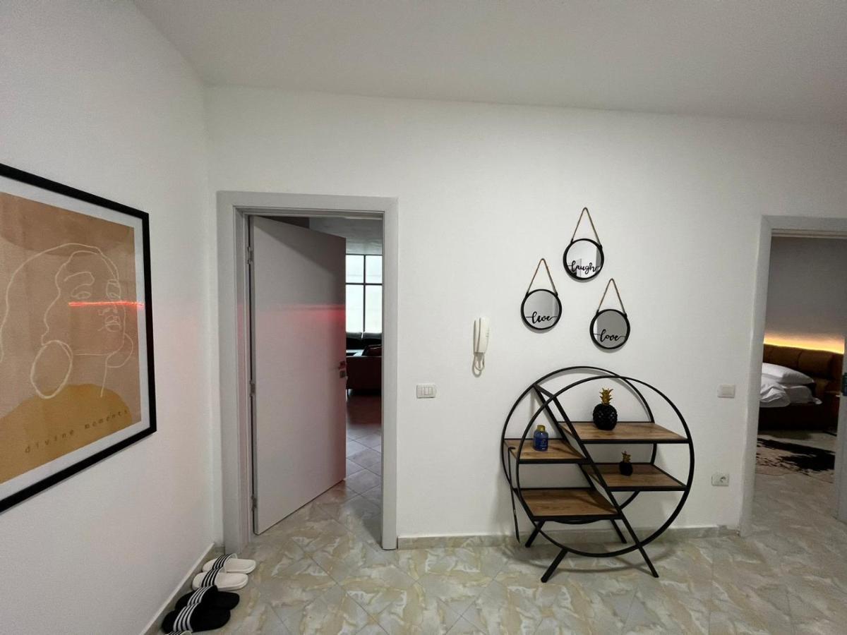 Lift @Vollga With Bbq And Patio Apartment Durres Exterior photo