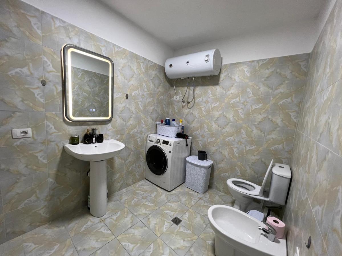Lift @Vollga With Bbq And Patio Apartment Durres Exterior photo